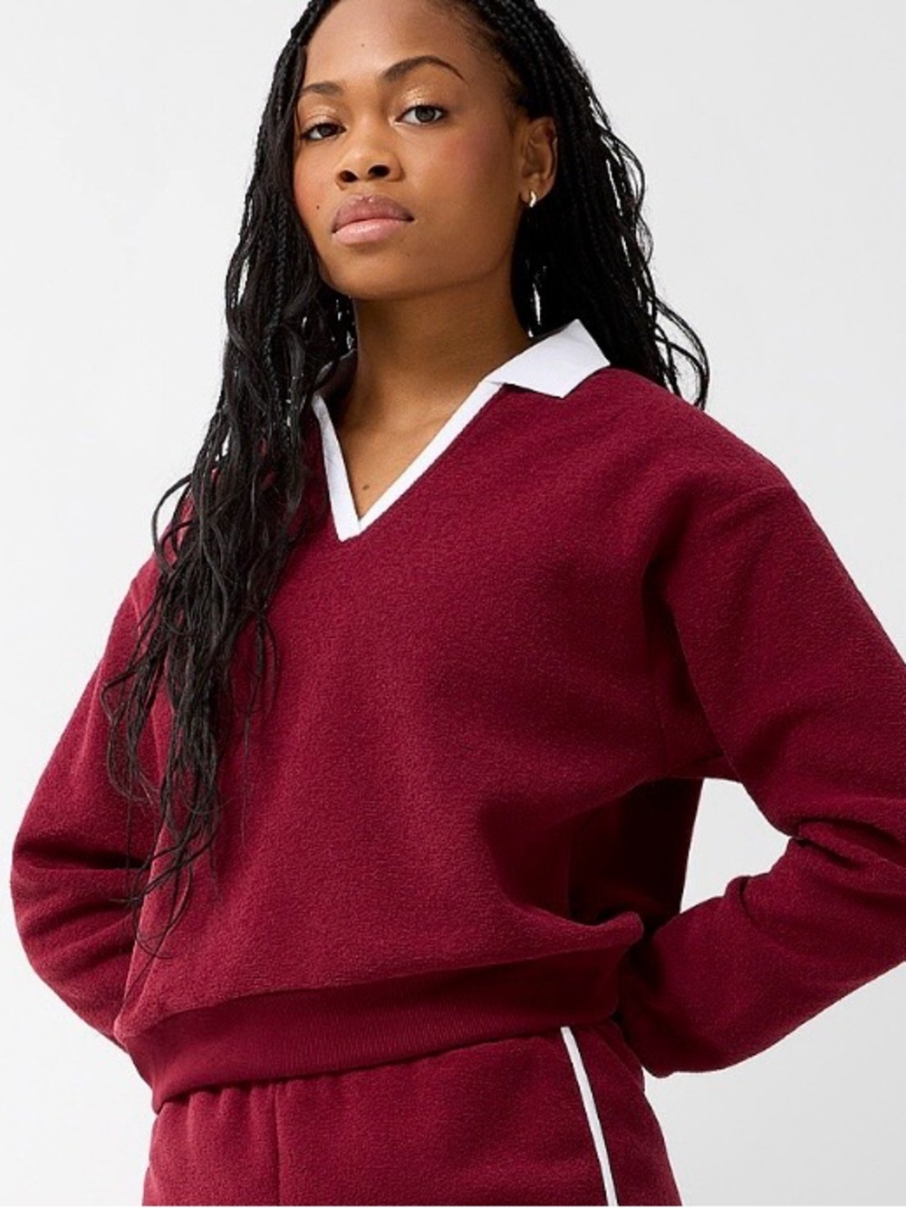 Simons/ EUC Burgundy V-Neck Sweatshirt White Trim by i-Fiv2